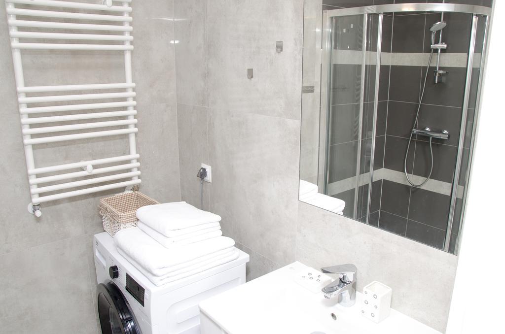 Apartamenty Mariela-Kolobrzeg Z Garazem Kültér fotó