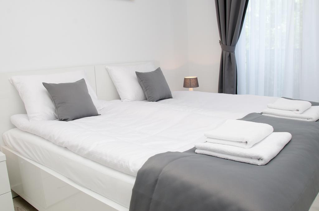 Apartamenty Mariela-Kolobrzeg Z Garazem Kültér fotó